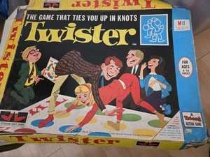 Twister 1966 Arrow Games Party Board Game Vintage. Well Used Sold As Spare Parts - Picture 1 of 2