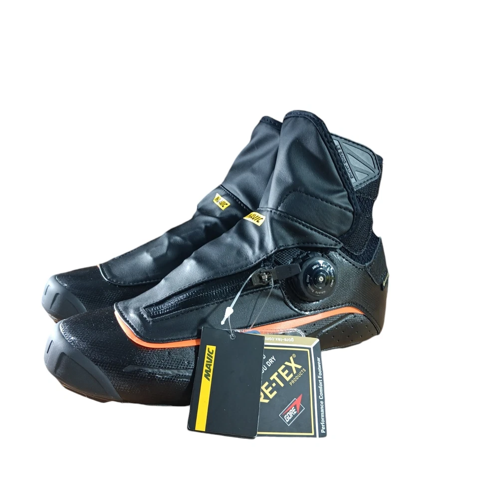 Zapatos de ciclismo MAVIC Gortex Ergo Fit 3D compuestos de carbono con cordones superiores para hombre 6’s  Foto 1 de 4