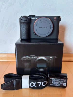Sony Alpha 7C II A7CM2 33,0MP Systemkamera ILCE-7CM2 - Schwarz (Nur Gehäuse) - Bild 1 von 4