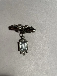 Broche/pin estilo vintage tono plata para mujer u hombre - Imagen 1 de 7