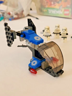LEGO Star Wars Imperial Dropship 7667,  2008  w Minifigures Shadow Trooper  - Image 1 of 4