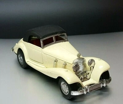 Yatming #8502 Mercedes Cabriolet 540k 1:43 White w/ Black Top Diecast Model Car - Image 1 of 4
