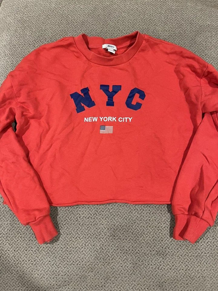 Forever 21 New York City Bright Red Cropped Long Sleeve Sweatshirt Small - Image 1 of 1