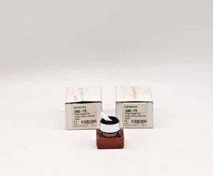 Siemens 3SB02-PTB Push Button Toggle Switch Operator - Lot of 2 - Picture 1 of 4
