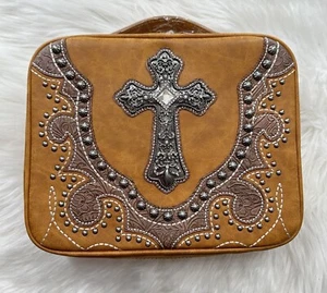 Montana West Western Style Embroidered Bible Covers for Women Men - Picture 1 of 3
