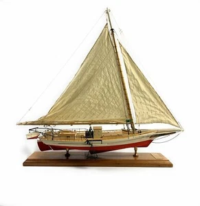Model Shipways WILLIE BENNETT SKIPJACK  1:32 SCALE - Picture 1 of 4
