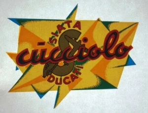 COPPIA DECALCOMANIE A SECCO LOGO SERBATOIO DUCATI CUCCIOLO AD880105  - Picture 1 of 1