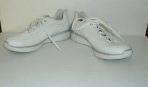 SKECHERS Women's Go Walk Evolution Ultra Sneakers-Sz 9.5 us 6.5 uk - Picture 1 of 5
