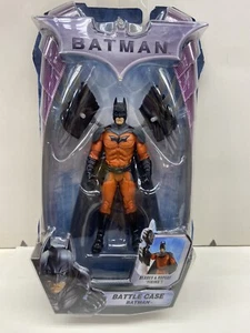 DC Batman: BATTLE CASE BATMAN Action Figure Batman Dark Knight Mattel - Picture 1 of 3