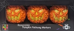 Halloween 3 marcadores de camino activados con sonido de calabaza espeluznante nuevos en caja - Imagen 1 de 1