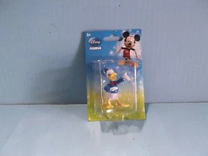 Disney's Donald Duck Figure or Cake Topper 2.5"in PVC New in Re-Glued Package - Picture 1 of 12
