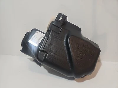 GM Windshield Washer Fluid Reservoir 23362222 - Image 1 of 3