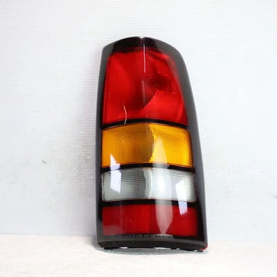 Luz trasera derecha GMC Sierra 1500 2004-2006 11 5185 91 9 OEM 19169022 Foto 1 de 4