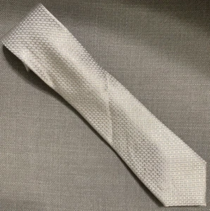 Calvin Klein Men's Neck Tie Taupe Geo Silk/Nylon Blend NWT NWD - Picture 1 of 6