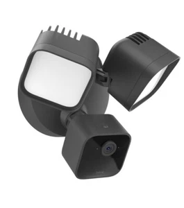 Blink Wired Floodlight Camera 1080p Smart security camera,2600 lumens black - Picture 1 of 7