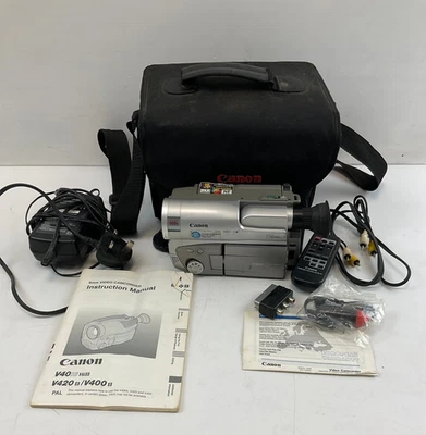 Canon V400 Hi8 Camcorder with 500x Digital Zoom and Accessories - Image 1 of 4