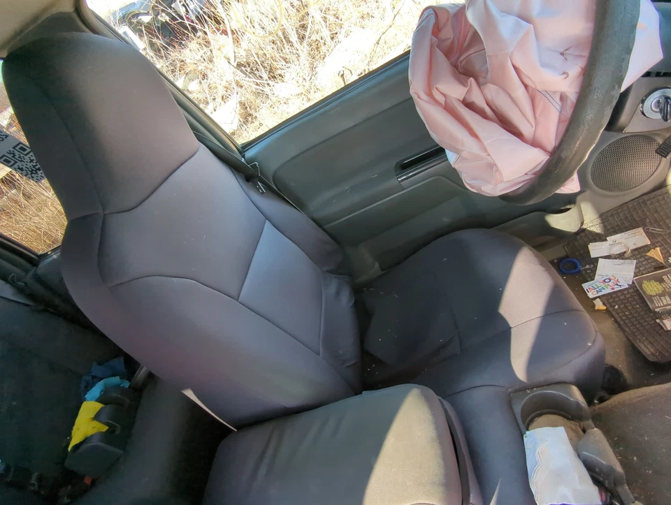 2005-2005 Chevrolet Colorado Driver Front Seat Oem WALUG Foto 1 de 1