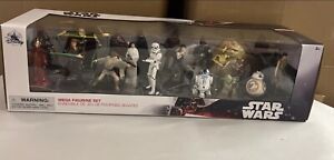 Star Wars Mega Figurine Set with 20 figures in gift box.