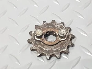 ♻️ Honda CR 80 CR80 1983 Front Sprocket with Locking Retainer Plate & Bolts ♻️ - Picture 1 of 5