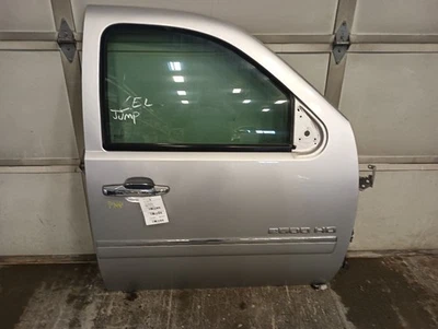 Front Passenger Right Door from 2013 Chevrolet Silverado 2500 11787193 - Image 1 of 4