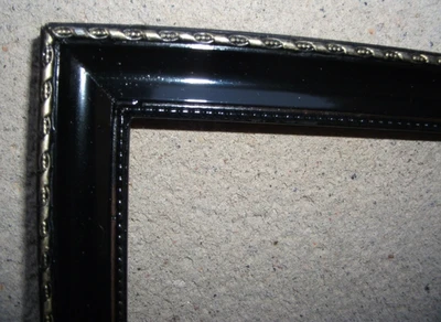 Cadre style Napoléon bois noir/or 25,3 X 26,3 Feuillure 21 X 22 cm - Photo 1/4