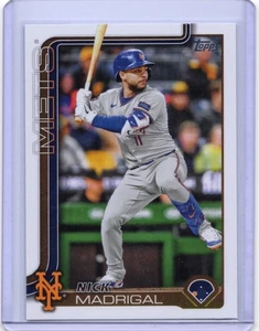 2025 Topps Series 2 Nick Madrigal #355 New York Mets - Picture 1 of 2
