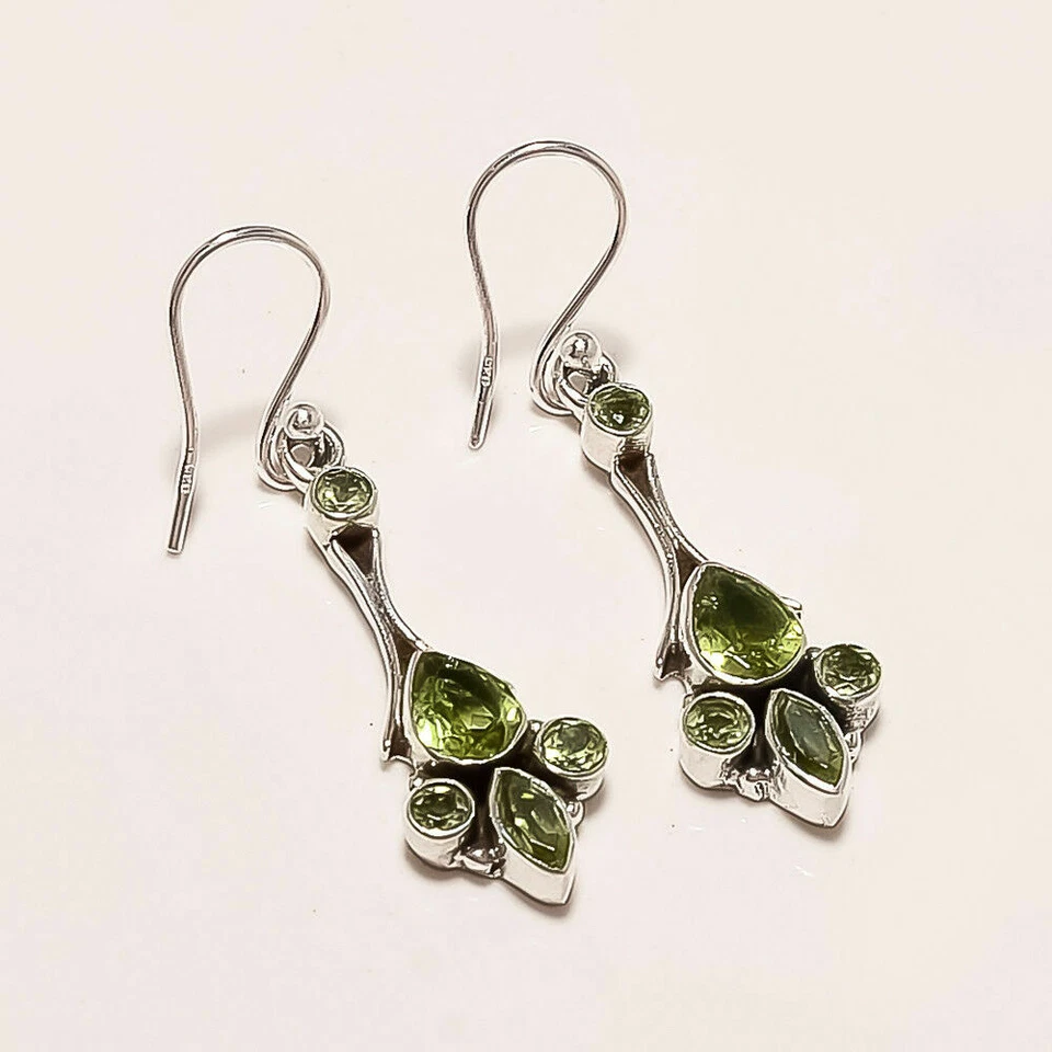 4.50 GM 925 Solid Sterling Silber Natürlich Peridot Schliff Stein Ohrring Größe - Bild 1 von 1