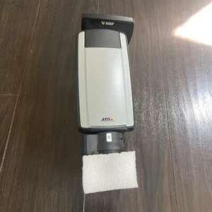 AXIS Q1604 Wired Network Camera, 2.8-8mm Lens new, open box - Picture 1 of 4