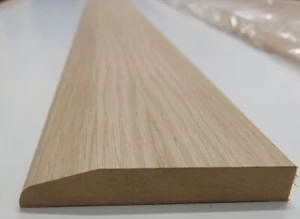 Skirting Rounded Chamfer White Oak American Veneered MDF Chamfered 119x18mm - Picture 1 of 1