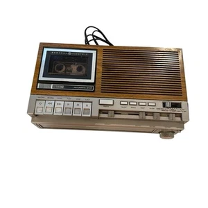 Vintage GE General Electric 7-4975B AM/FM/Cassette Tape Clock Radio Recorder - Bild 1 von 7