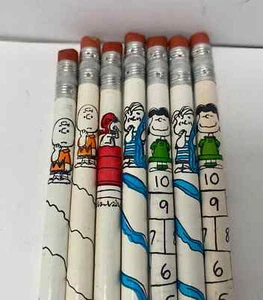 Vintage Lot of Seven 1950s 60's Peanuts Pencils Charlie Brown Snoopy Unused NOS - Picture 1 of 11