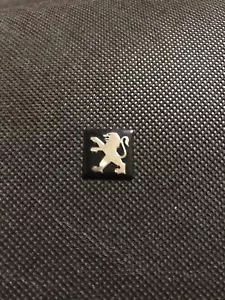 X2 Logo Stemma Fregio Chiave Telecomando Peugeot 108 208 308 2008 3008 5008 16mm - Foto 1 di 5