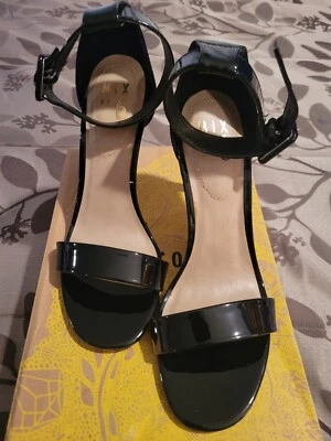 Mix No. 6 LOLE Black Patent Leather women's shoes size 7 1/2 - Изображение 1 из 4