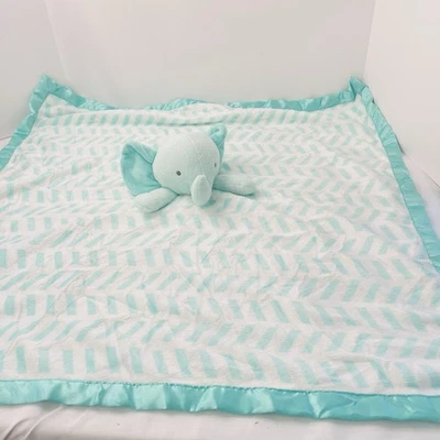 Manta de Seguridad Cloud Island Elephant Grande Lovey Verde Chevron Borde Satinado 29" Foto 1 de 4