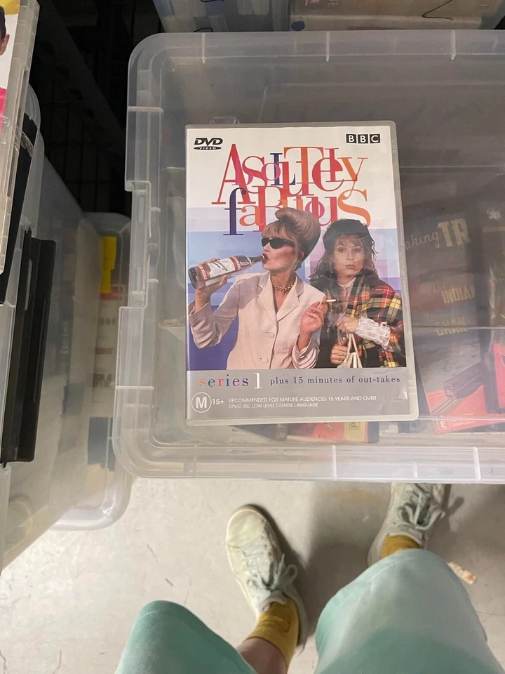 Absolutely Fabulous: Series 1 very good condition dvd region 4 t475 - Image 1 of 1