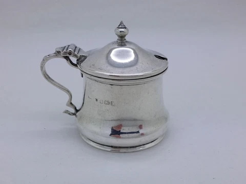 Solid Silver Circular Mustard Pot by S Blanckensee & Son 1938 Birmingham - 37g Cover