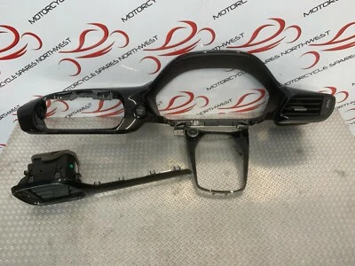 FORD FIESTA ST LINE 2019 CARBON FIBRE INTERIOR DASH TRIMS INTERIOR PANELS CARBON - Imagem 1 de 4