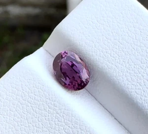 AIG Certified Unheated 1.52ct Vivid Pink Sapphire |  Natural from Madagascar - Picture 1 of 7