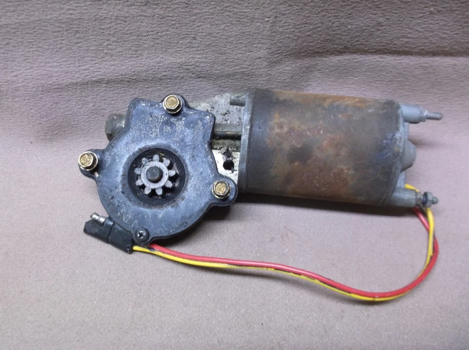 Ford Mustang 1969 70 1972 1973 Mercury Cougar XR-7 puerta izquierda motor ventana eléctrica Foto 1 de 4