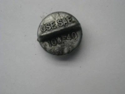 1983 SUZUKI GS750 ES GS 750 CLUTCH COVER OIL FILLER CAP - Image 1 of 2