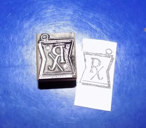 Vintage "RX" Mortar & Pestle Wood & Metal Letterpress Printers Block - Picture 1 of 2