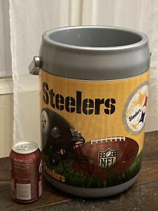 NFL Pittsburgh Steelers Insulated Can Cooler & Flag