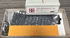 Kit C&BT Shops HO R600 refrigerador helado coche versión B1 sin decorar - Imagen 1 de 4