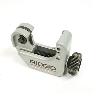 Cortador de tubos RIDGID 32985 modelo 104 cuartos cerrados de 3/16" a 15/16", - Imagen 1 de 7