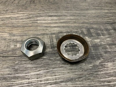 Tuerca de piñón del motor delantero Suzuki GSX250R GW250 con lavadora OEM Foto 1 de 3