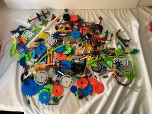 K'nex Building & Construction Pieces Wheels Misc  Bulk  1.66 Pounds - Picture 1 of 3