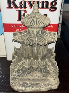 TMS 2003 Historical Wonders Imperial Palace of China Bookend EUC - Picture 1 of 10