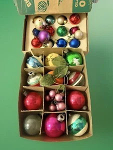 2 Shiny Brite Vtg Boxes w/27 Small MCM Unique Christmas Ornaments Flocked Fruit - Picture 1 of 12
