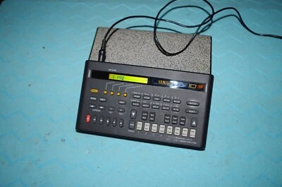 Yamaha QY10 Synthesizer / Sequenzer - Bild 1 von 2