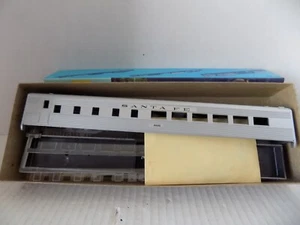 SL DINER PERSONENWAGEN FÜR SANTA FE RR.  VON ATHEARN PO NEU IM KARTON KIT - Bild 1 von 4